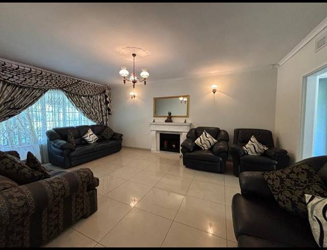 3 BEDROOM HOUSE FOR SALE IN WESTVILLE